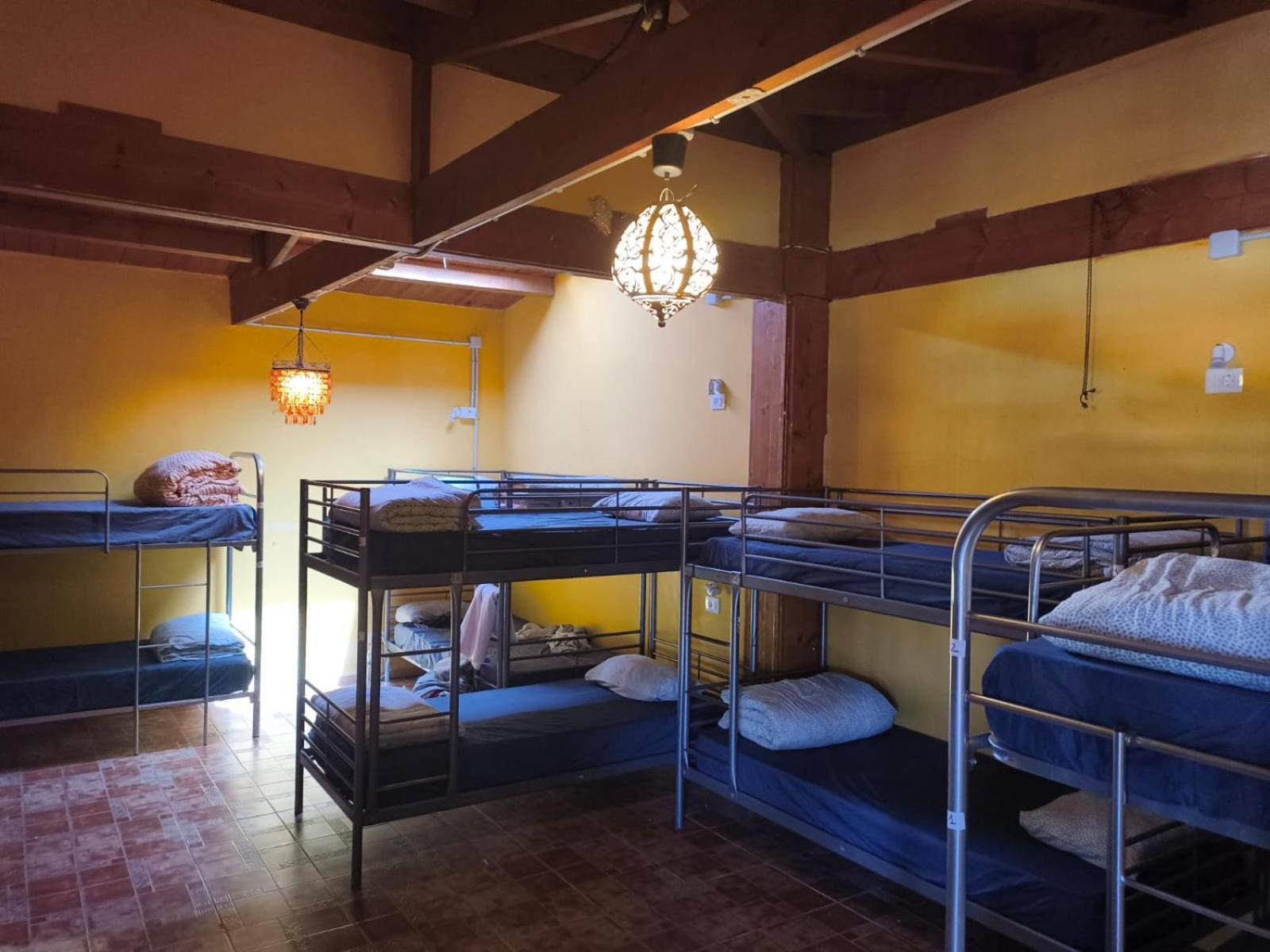 Hostel Los Amigos By Youroom La Mareta Екстер'єр фото